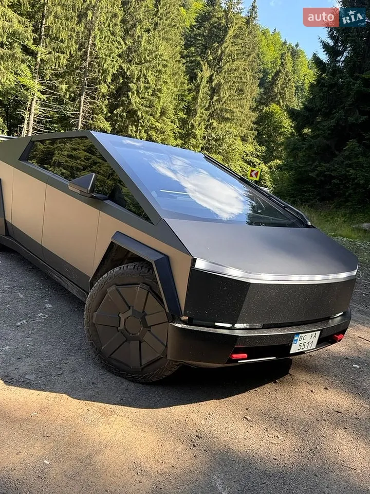 2024 Tesla Cybertruck - мініатюра 3