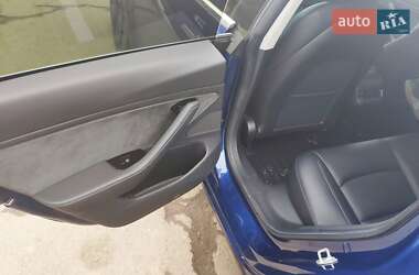 Седан Tesla Model 3 2019 в Одесі