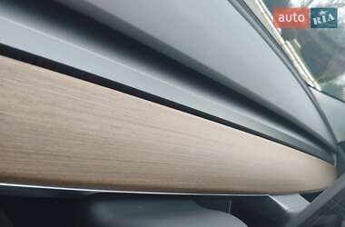 Седан Tesla Model 3 2019 в Одесі