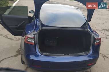 Седан Tesla Model 3 2019 в Одесі