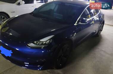 Седан Tesla Model 3 2019 в Одесі