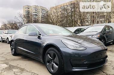 Tesla Model 3 Standart Plus 420 km 2019