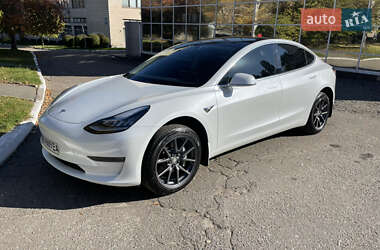 Tesla Model 3 Dual motor 2020