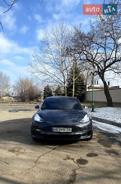 Седан Tesla Model 3 2018 в Днепре