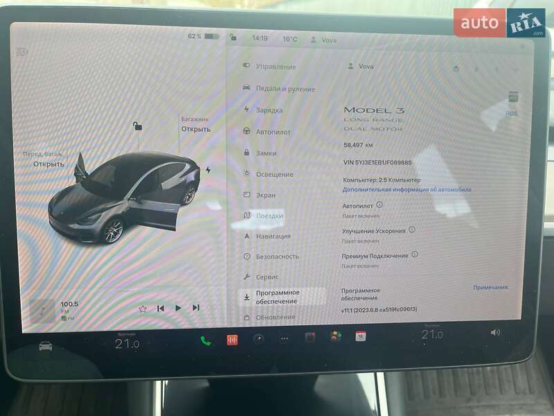 Седан Tesla Model 3 2018 в Киеве