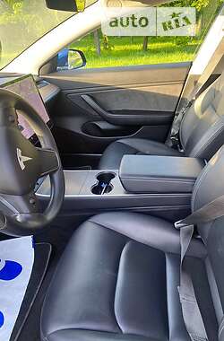Седан Tesla Model 3 2018 в Запоріжжі