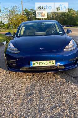 Седан Tesla Model 3 2018 в Запоріжжі