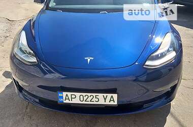 Седан Tesla Model 3 2018 в Запоріжжі