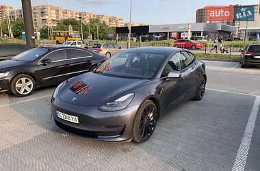 Седан Tesla Model 3 2021 в Львові