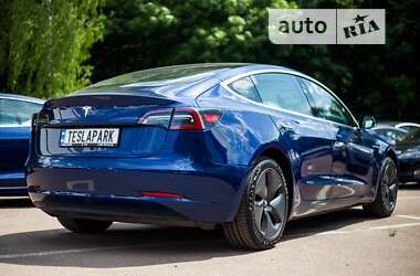 Седан Tesla Model 3 2018 в Киеве