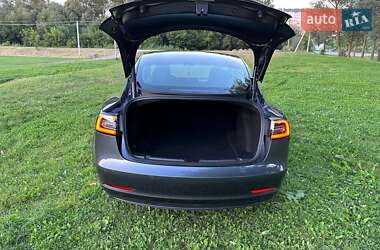 Седан Tesla Model 3 2021 в Тернополі