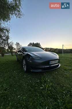 Седан Tesla Model 3 2021 в Тернополі
