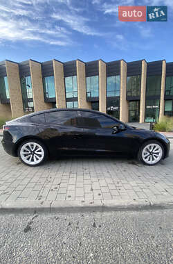 Седан Tesla Model 3 2022 в Хмельницком Седан Tesla Model 3 2022 в Хмельницком