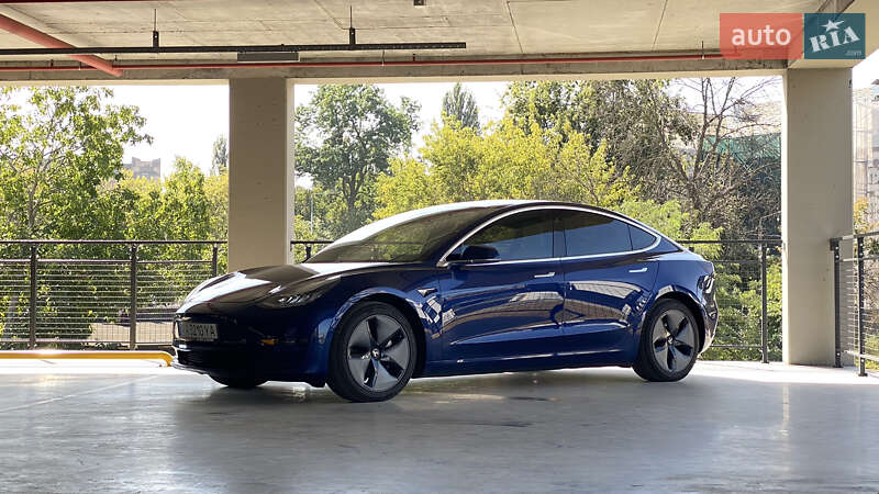 Tesla Model 3 2018