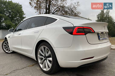 Седан Tesla Model 3 2018 в Чернигове фото 4 Седан Tesla Model 3 2018 в Чернигове