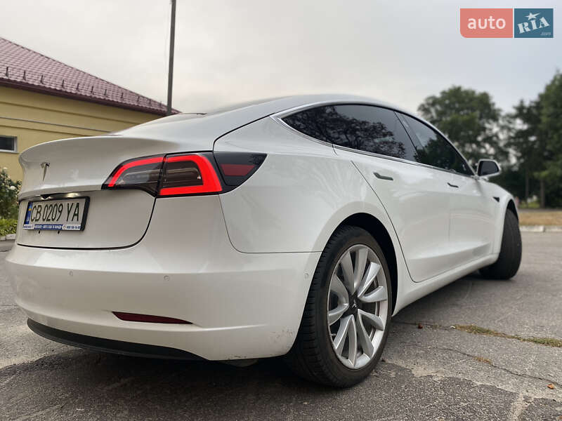 Седан Tesla Model 3 2018 в Чернигове фото 11 Седан Tesla Model 3 2018 в Чернигове