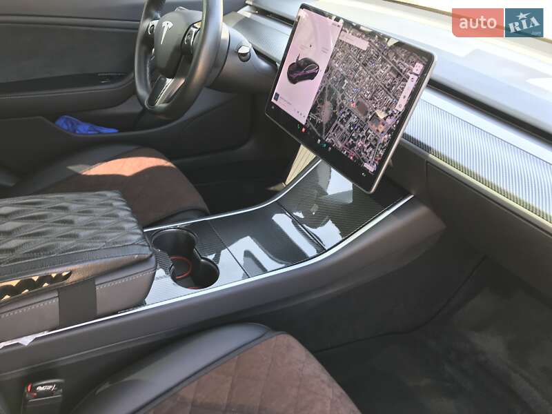 Седан Tesla Model 3 2018 в Одессе