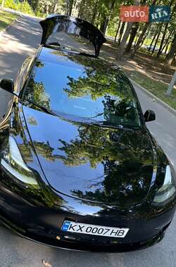 Tesla Model 3  2018