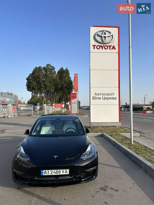 Седан Tesla Model 3 2021 в Белой Церкви