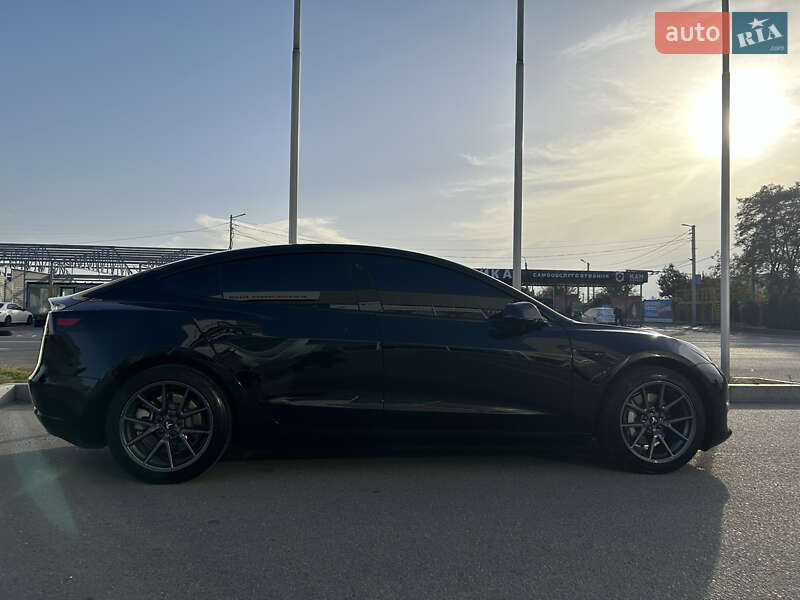 Седан Tesla Model 3 2021 в Белой Церкви