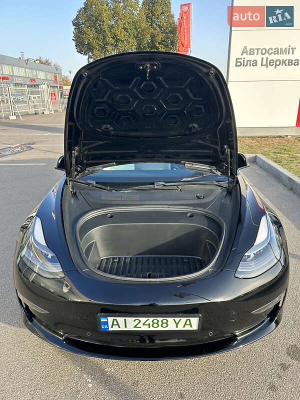 Седан Tesla Model 3 2021 в Белой Церкви