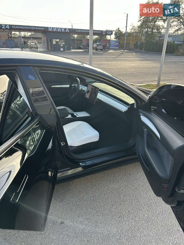 Седан Tesla Model 3 2021 в Белой Церкви