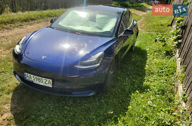 Tesla Model 3  2018