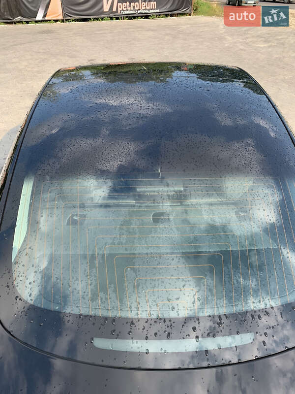 Седан Tesla Model 3 2019 в Калуші