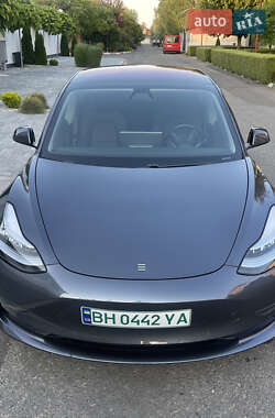 Седан Tesla Model 3 2018 в Одесі