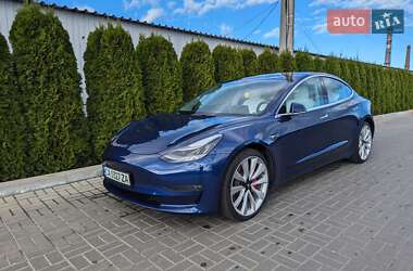 Tesla Model 3  2018