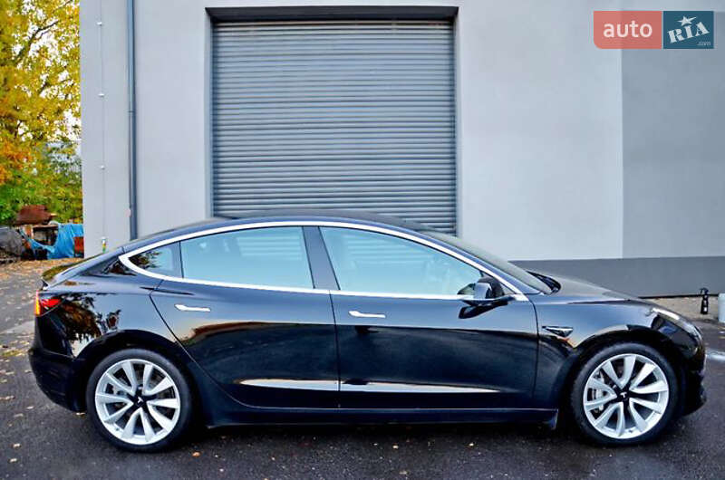 Седан Tesla Model 3 2019 в Києві фото 2 Седан Tesla Model 3 2019 в Києві