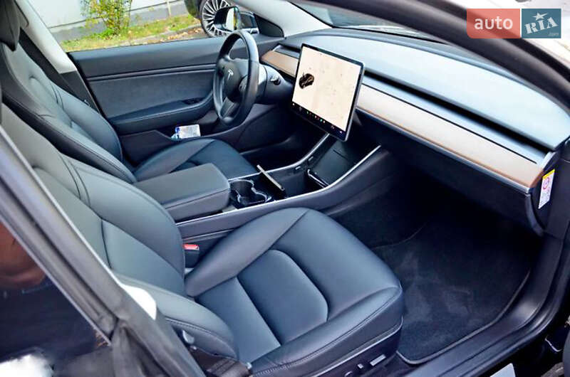 Седан Tesla Model 3 2019 в Києві фото 10 Седан Tesla Model 3 2019 в Києві