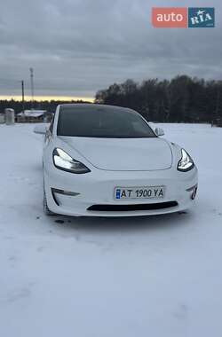 Tesla Model 3  2018