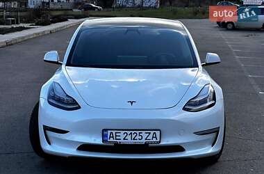 Седан Tesla Model 3 2019 в Кривом Роге