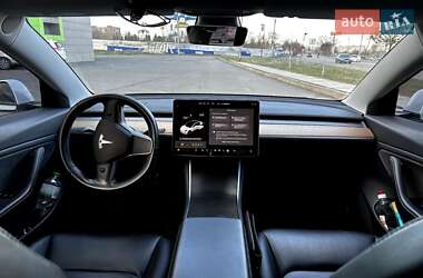 Седан Tesla Model 3 2019 в Кривом Роге
