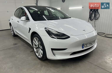 Седан Tesla Model 3 2020 в Черновцах