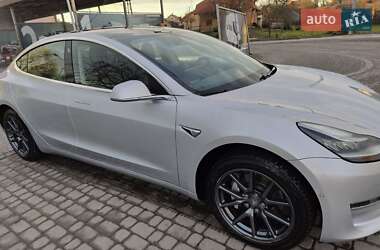Tesla Model 3  2018