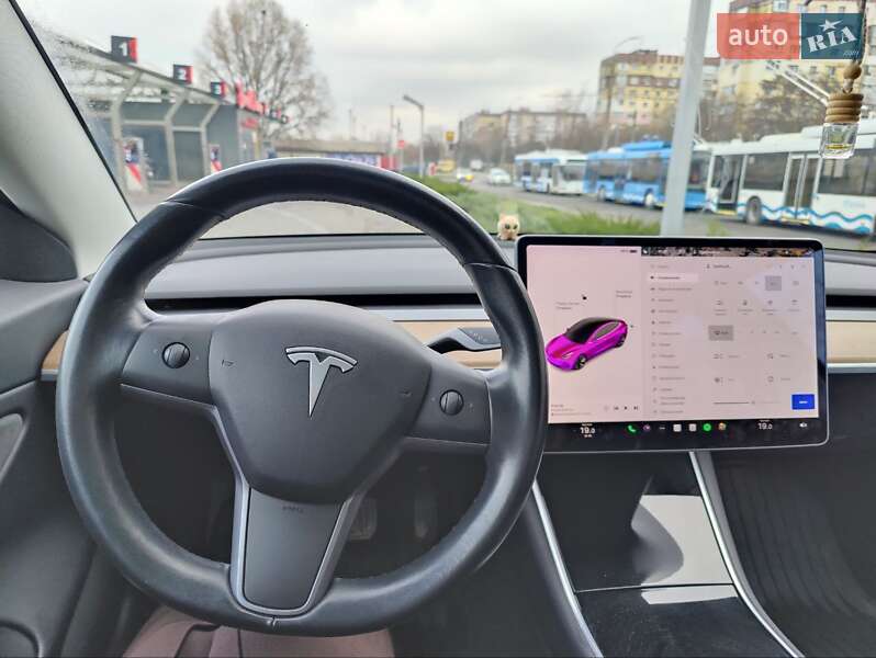 Седан Tesla Model 3 2019 в Дніпрі фото 7 Седан Tesla Model 3 2019 в Дніпрі