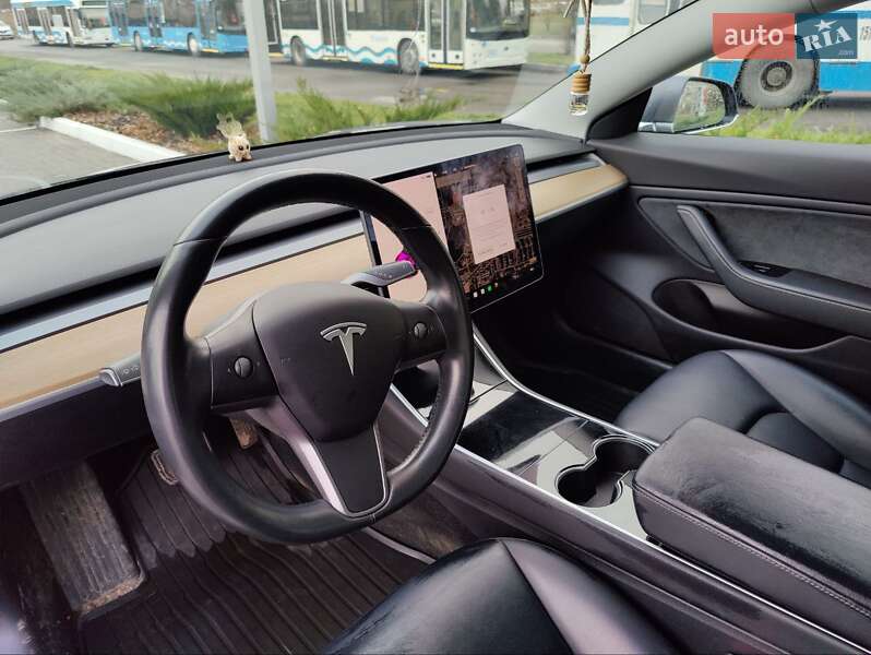 Седан Tesla Model 3 2019 в Дніпрі фото 4 Седан Tesla Model 3 2019 в Дніпрі