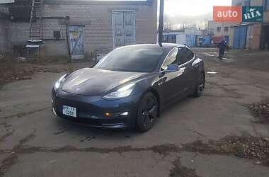 Tesla Model 3  2018