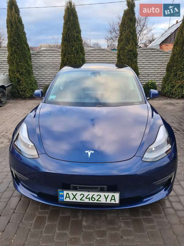 Седан Tesla Model 3 2021 в Харкові