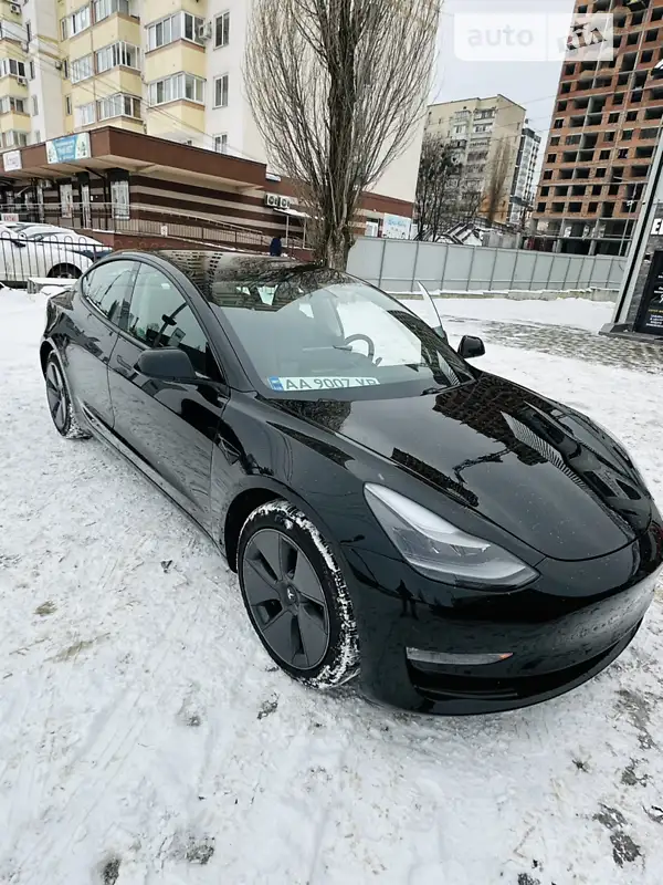 Tesla Model 3 2021