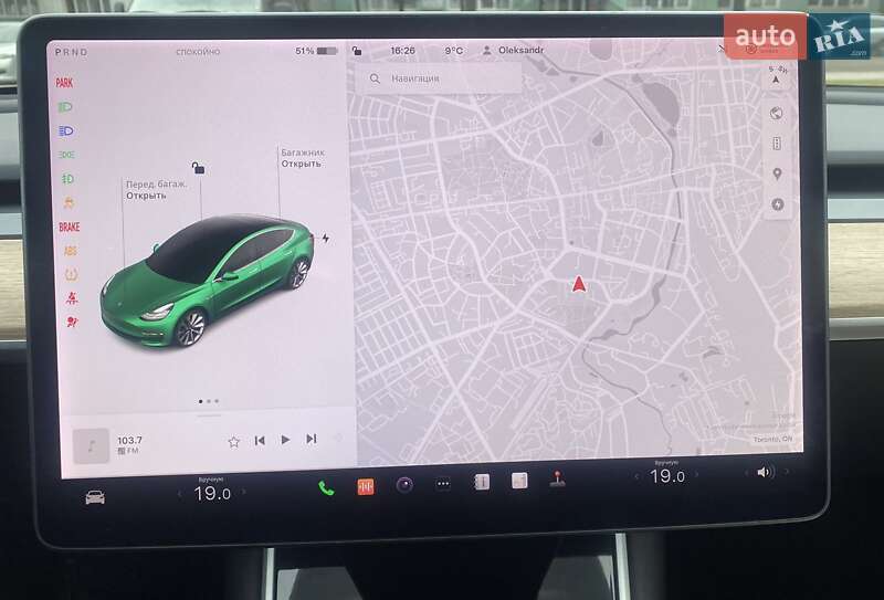 Седан Tesla Model 3 2019 в Ровно