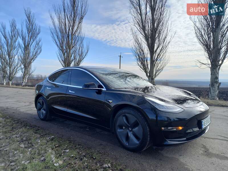 Tesla Model 3 2018