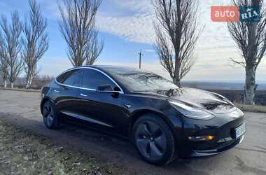 Tesla Model 3 2018
