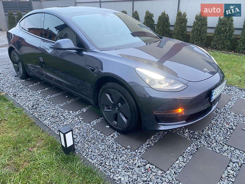 Седан Tesla Model 3 2021 в Ужгороді фото 4 Седан Tesla Model 3 2021 в Ужгороді