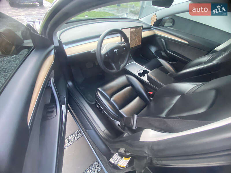 Седан Tesla Model 3 2021 в Ужгороді фото 22 Седан Tesla Model 3 2021 в Ужгороді