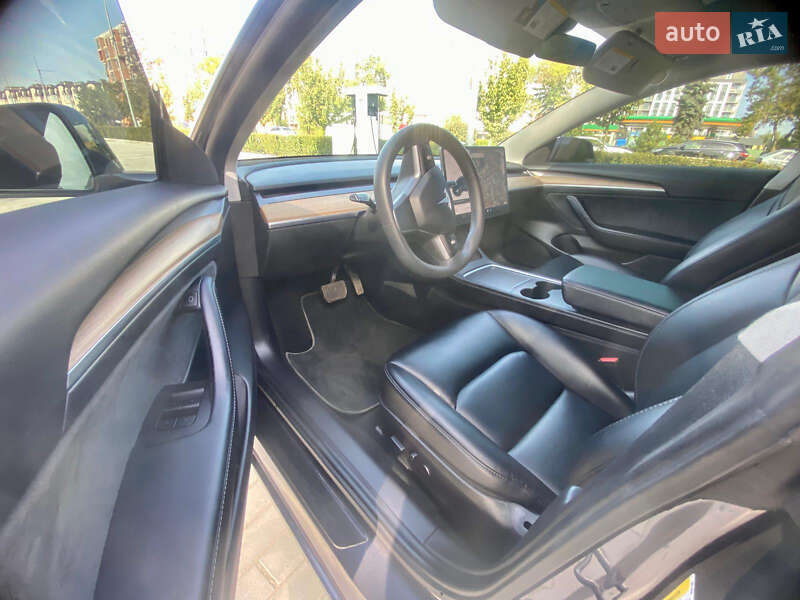 Седан Tesla Model 3 2021 в Ужгороді фото 34 Седан Tesla Model 3 2021 в Ужгороді