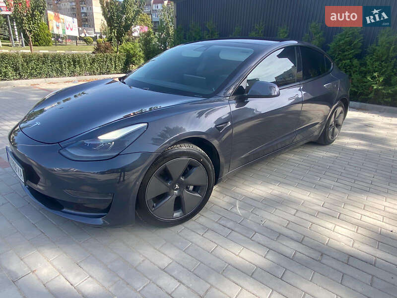 Седан Tesla Model 3 2021 в Ужгороді фото Седан Tesla Model 3 2021 в Ужгороді