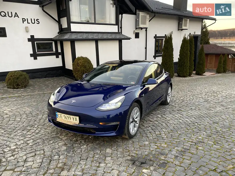 Tesla Model 3 2023